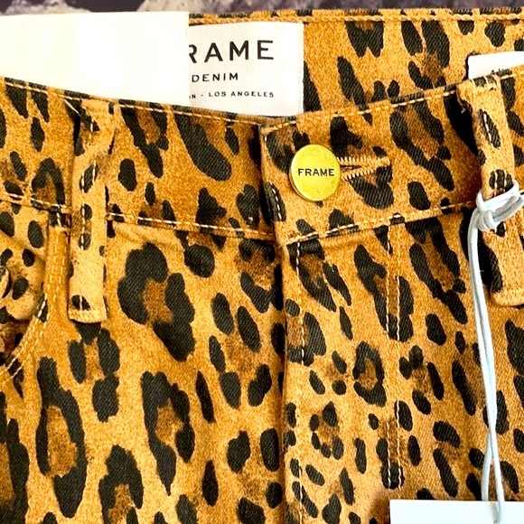 Frame High Rise Jeans - Picture 10 of 10